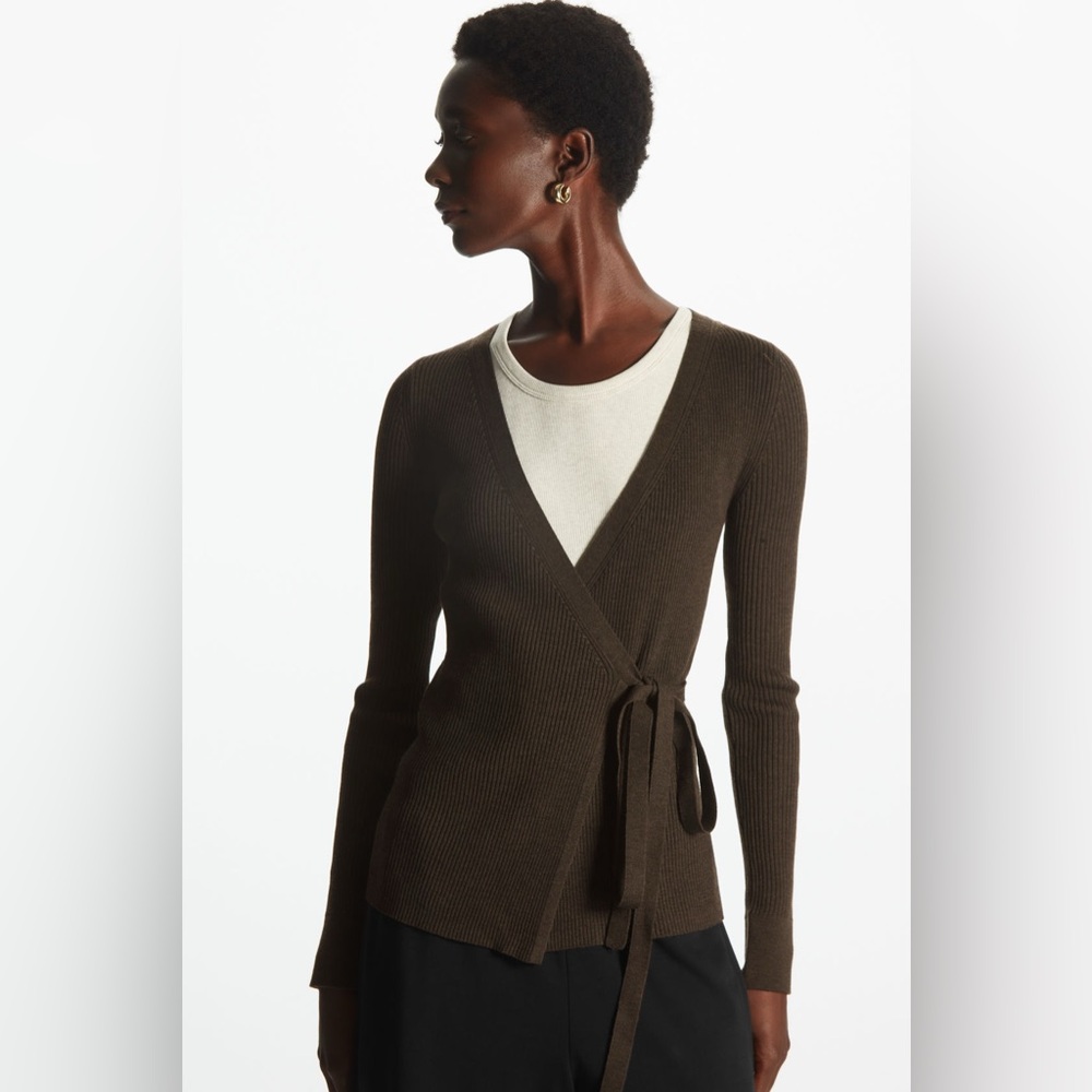 COS Brown 100% Wool Sweater Cardigan. Size XS
